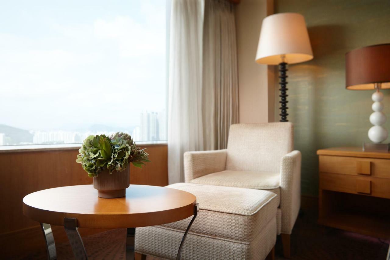 Lotte Hotel Busan Eksteriør bilde A room at the hotel